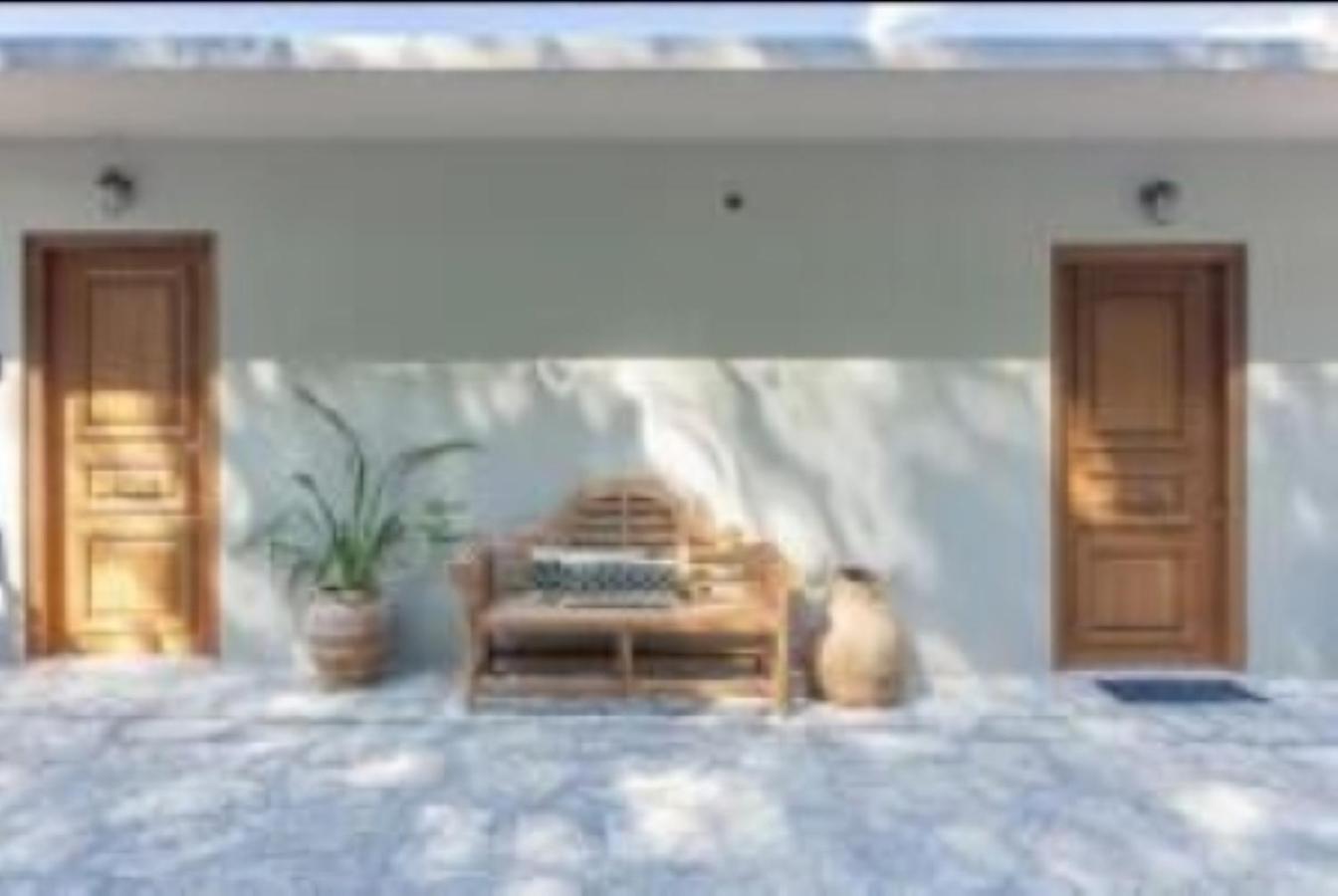 Villa Mantilari Wine Estate 7 Apartments 2 Private Pools 1 Heated Tennis Court Fitness Center Archanes Exterior photo